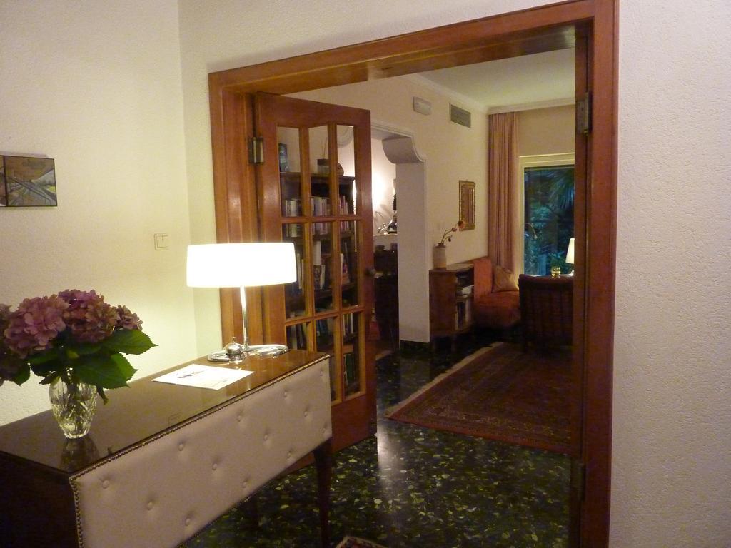 Hotel Zima Мерано Екстериор снимка