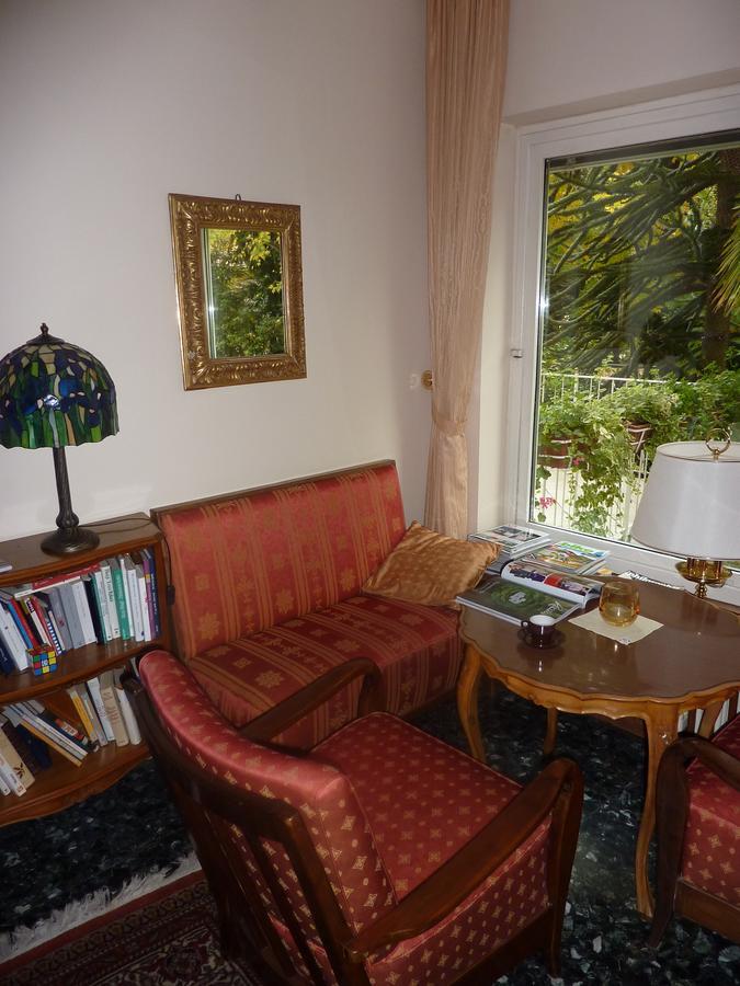 Hotel Zima Мерано Екстериор снимка